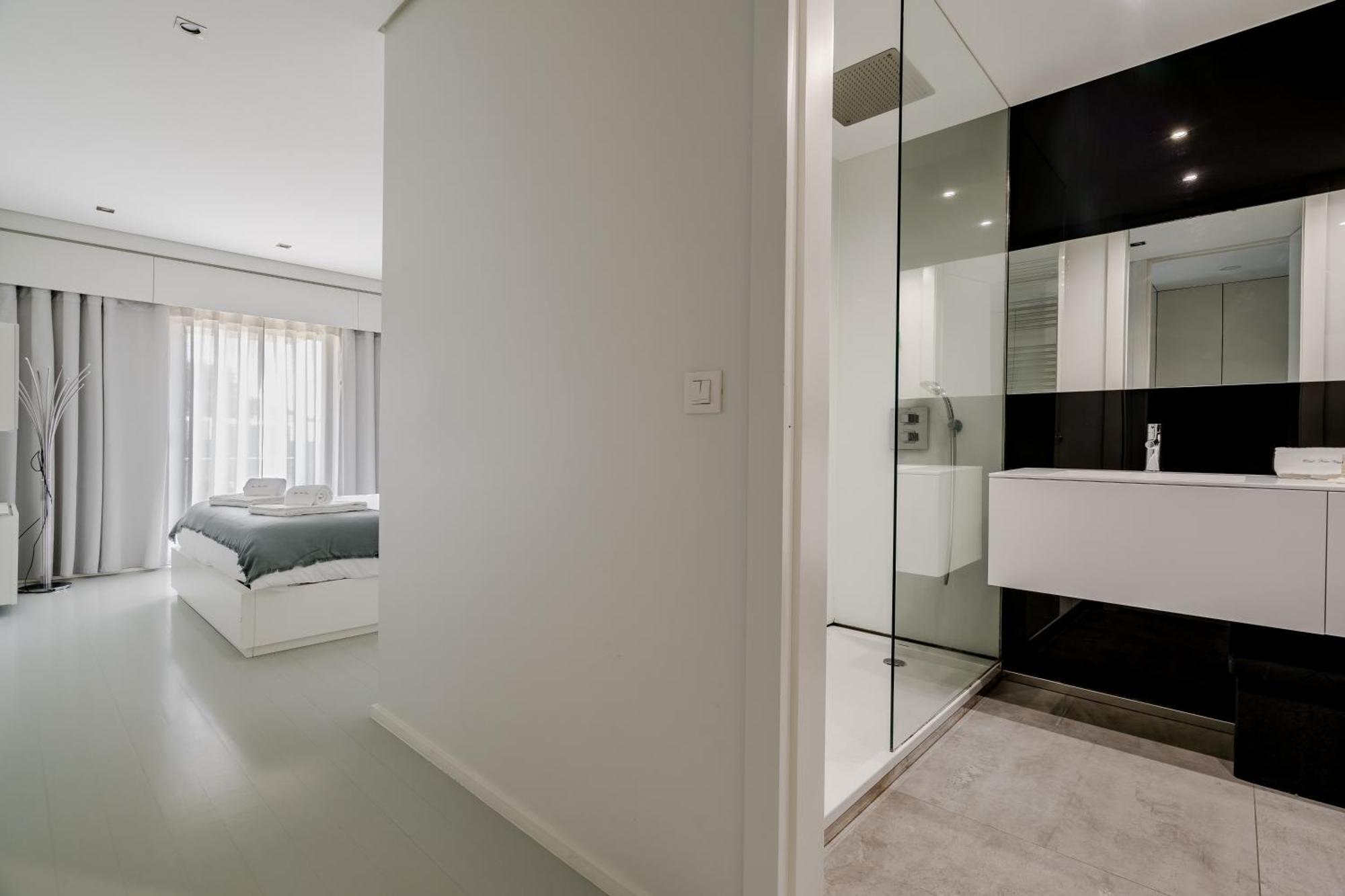 River Town View - Luxury Apartment With Jacuzzi On Terrace Viana do Castelo Buitenkant foto